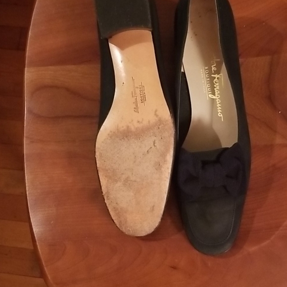Leather flats Salvatore Ferragamo Blue size 7 US in Leather  Salvatore Ferragamo shoes 7